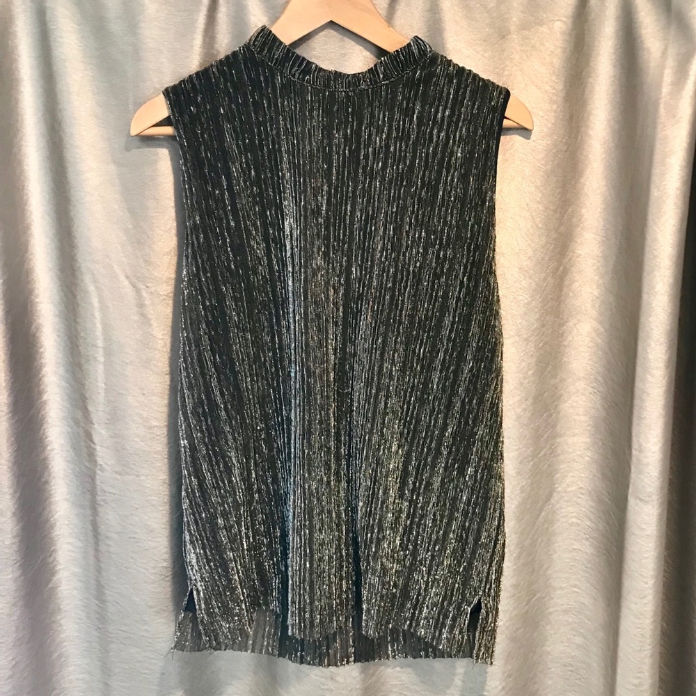 🔥SALE | Lord & Taylor Gold Top
